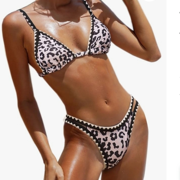 Bikinx Cheetah Print Triangle Bikini 2 Piece Swimsuit Size XS New With Tag - Picture 2 of 14